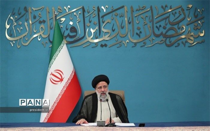 دستگاه‌ها زمینه سفر آسان و ارزان زائران به اماکن زیارتی را فراهم کنند