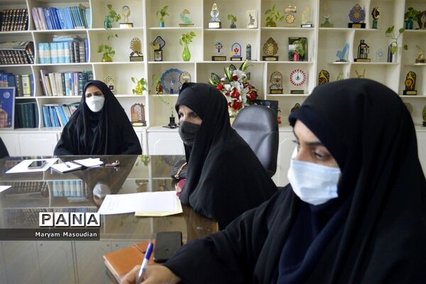 جلسه میز خدمت منطقه آموزش و پرورش دلوار با معاونت پرورشی و فرهنگی