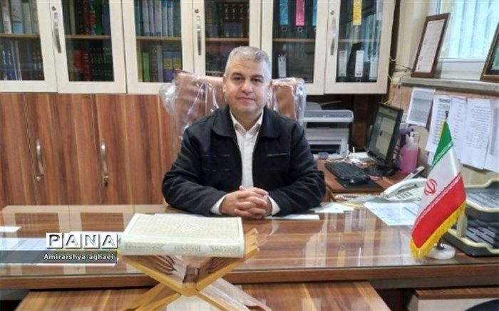 نقش معلم در جذب دانش‌آموزان به درس عربی موثر است