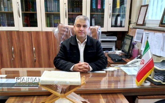 نقش معلم در جذب دانش‌آموزان به درس عربی موثر است