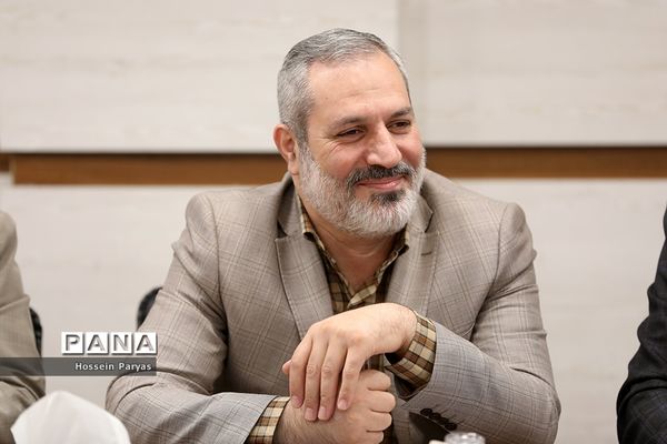 مراسم تکریم و معارفه سرپرست قائم‌مقام معاون وزیر در سازمان دانش‌آموزی