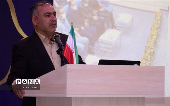 مدرسه اگر نباشد در جامعه شور و نشاط نیست