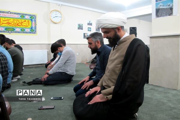 ضیافت افطاری و نشست صمیمی جمعی از اصحاب رسانه با امام جمعه شهرستان پردیس