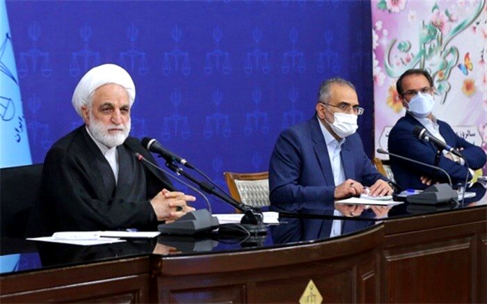 ۱۰ راهکار ارائه شده از سوی رئیس قوه قضاییه به دستگاه‌های حاکمیتی  برای امر قضازدایی