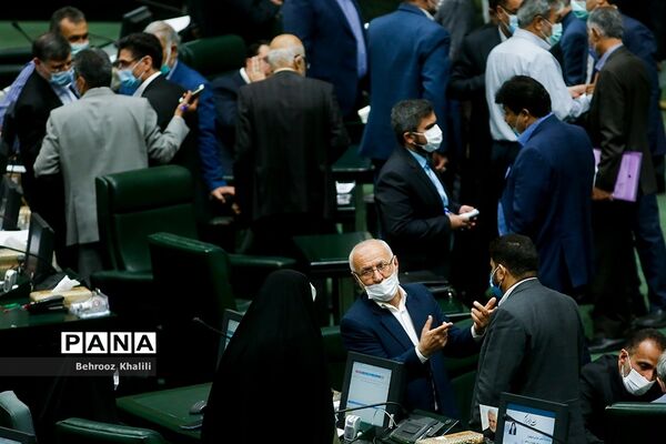 صحن علنی مجلس یکشنبه 28 فروردین