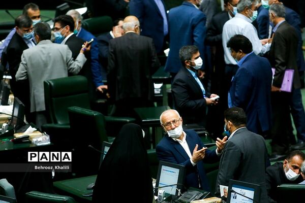 صحن علنی مجلس یکشنبه 28 فروردین
