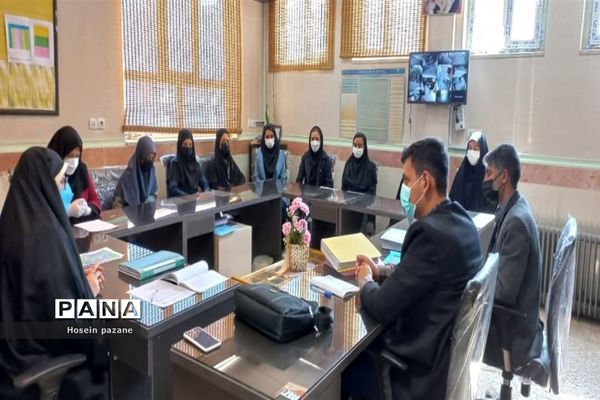 بازدید از عملکرد شوراهای دانش‌آموزی مدارس ملارد