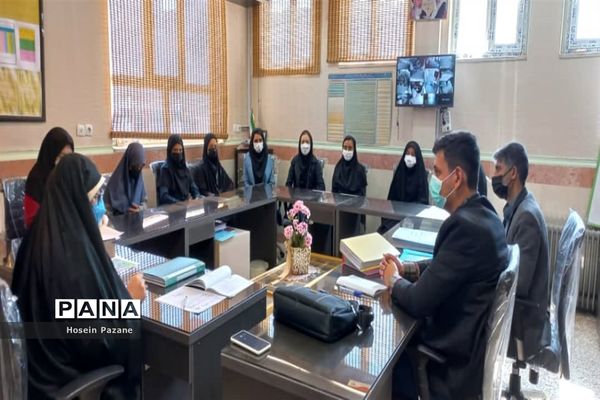 بازدید از عملکرد شوراهای دانش‌آموزی مدارس ملارد