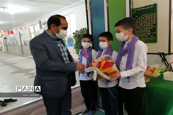 برگزاری جشن میلاد امام حسن مجتبی علیه السلام در آموزش و پرورش ناحیه سه شیراز