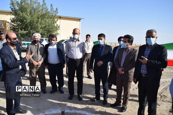 افتتاح و کلنگ‌زنی  4 پروژه  زمین‌مصنوعی مینی‌فوتبال در روستای کره‌بنده  استان بوشهر