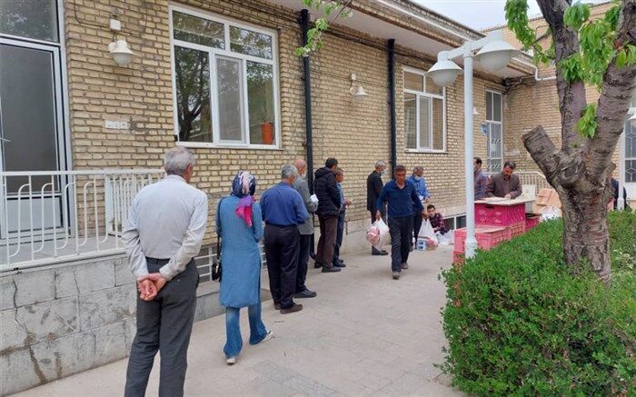 توزیع 500 بسته غذایی بین نیازمندان