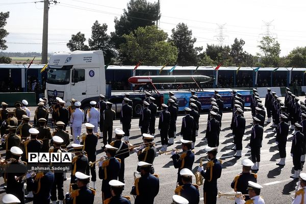 رژه روز ارتش جمهوری اسلامی ایران