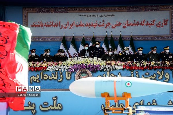 رژه روز ارتش جمهوری اسلامی ایران