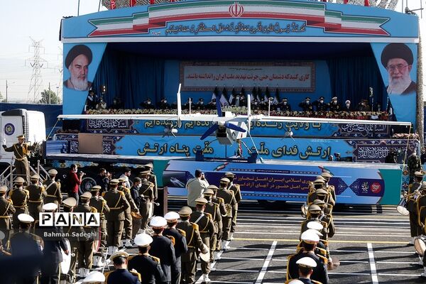رژه روز ارتش جمهوری اسلامی ایران