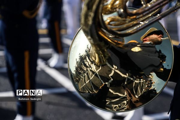 رژه روز ارتش جمهوری اسلامی ایران