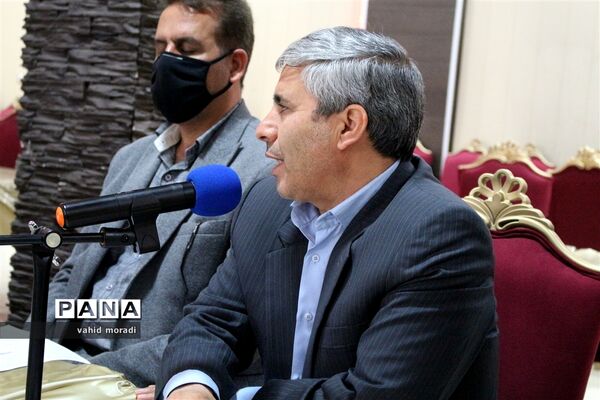 نشست مدیرکل و کارکنان حوزه ستادی آموزش و پرورش کرمانشاه