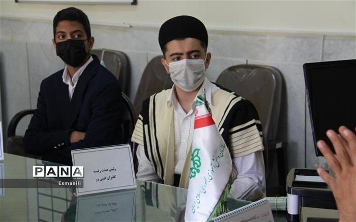 دانش‌آموزان با حضور در راهپیمایی روز قدس وحدت مسلمانان را هرچه باشکوه تر به تصویر بکشند
