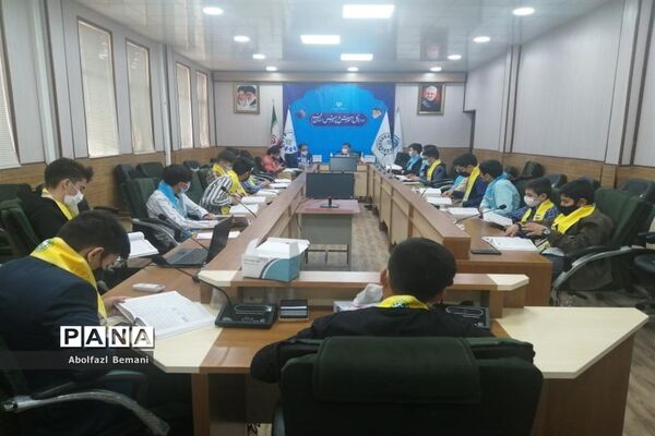 ترتیل‌خوانی نمایندگان مجلس دانش‌آموزی استان  قم