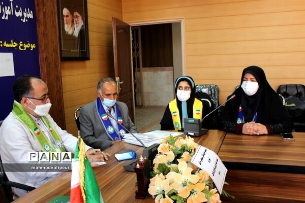 نشست نمایندگان مجلس دانش‌آموزی ناحیه یک قزوین
