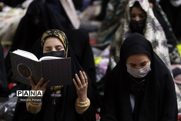 مراسم احیا شب نوزدهم ماه مبارک رمضان در امامزاده صالح (ع)