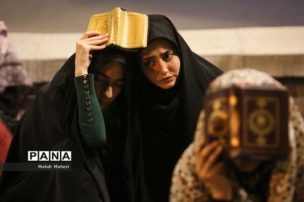 احیای شب نوزدهم ماه رمضان در دانشگاه تهران