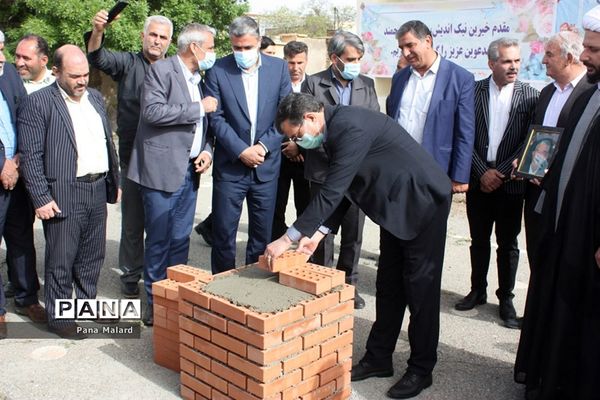 آیین خشت‌گذاری آموزشگاه ۶ کلاس در ملارد