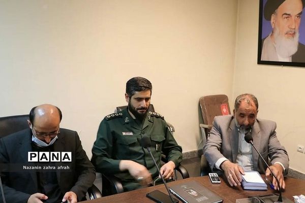 برگزاری جلسه هیات امنای شهدای گمنام شهر رودهن