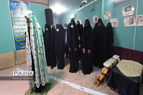 شب زنده‌داری دانش‌آموزان زاهدانی در نخستین شب قدر