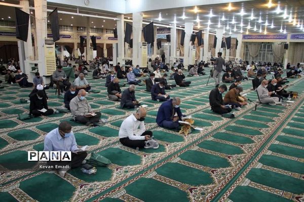 مراسم احیاء شب 19 ماه مبارک رمضان در مصلی بوشهر