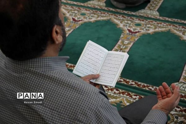 مراسم احیاء شب 19 ماه مبارک رمضان در مصلی بوشهر