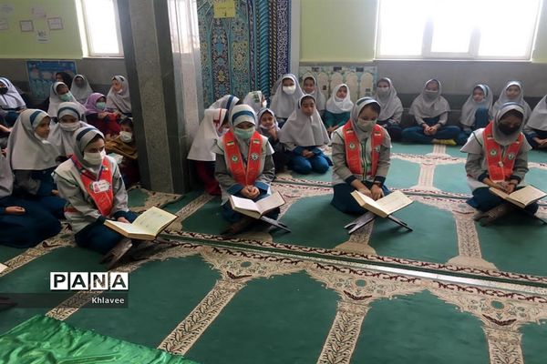 برگزاری محفل انس با قرآن درمدارس شادگان