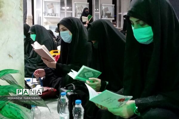 مراسم شب قدر در تپه نورالشهدا شهرستان پردیس
