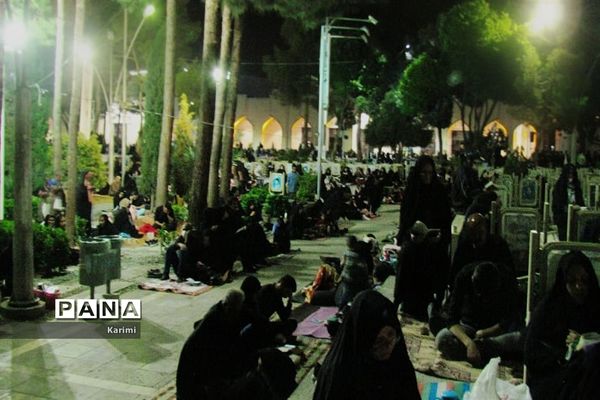 مراسم احیا شب بیست و یکم ماه مبارک رمضان در فلاورجان