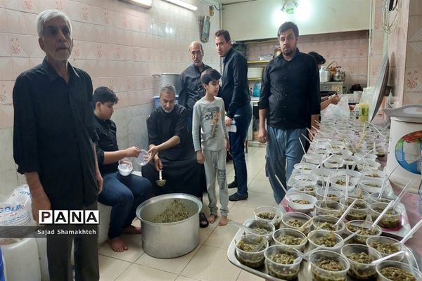 مراسم احیای شب بیست و یکم ماه رمضان در اهواز