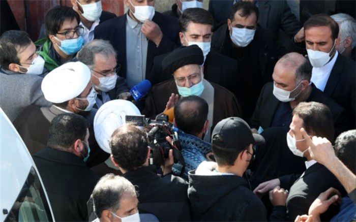 رئیس‌جمهوری وارد شهر قدس شد؛ دستور رئیسی برای حل و فصل مشکلات مردم محمدآباد