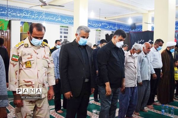 افطاری ساده در جزیره شیف