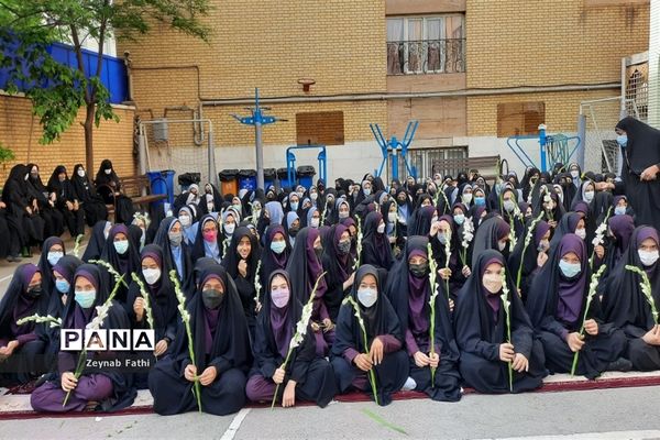 تشییع پیکر مطهر شهید گمنام در دبیرستان شاهد امام حسین (ع) منطقه ۱۴