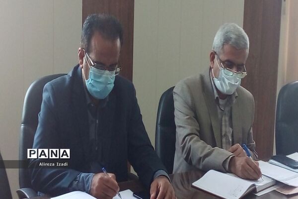 جلسات میز شهرستان‌ها و مناطق معاونت پرورشی و فرهنگی اداره‌کل آموزش و پرورش استان بوشهر