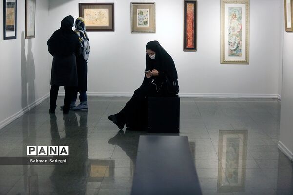 افتتاح نمایشگاه نگارگران