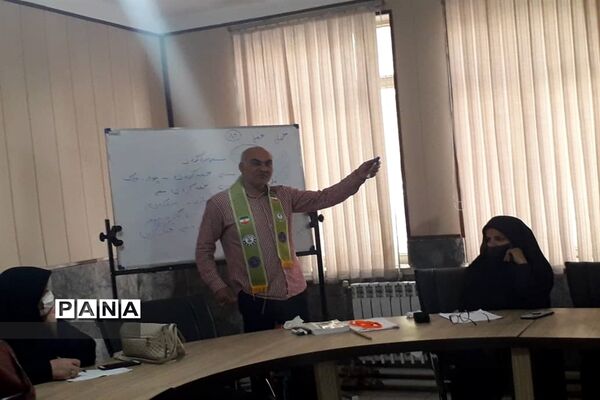 برگزاری کارگاه‌های آموزشی ‌مربیان تشکل پیشتازان استان البرز