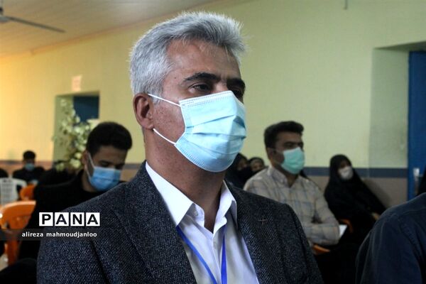 نمایشگاه دست‌ساخته‌ها و دستاوردهای دانش‌آموزی در گلوگاه