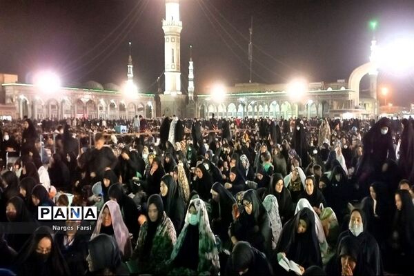 مراسم احیاء سومین شب قدر در قم-2