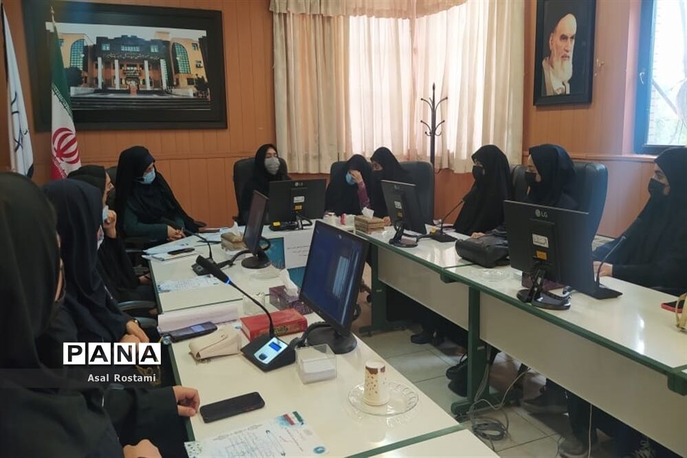 جلسه هم‌اندیشی فرماندهان واحدهای مقاومت پیشگام