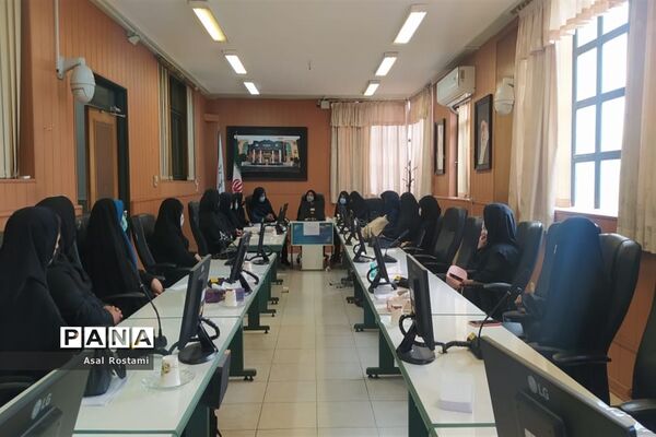 جلسه هم‌اندیشی فرماندهان واحدهای مقاومت پیشگام
