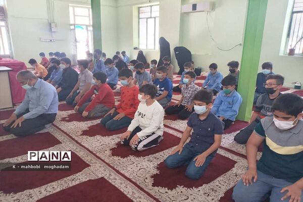 محفل انس با قرآن در دبستان حافظ بوشهر