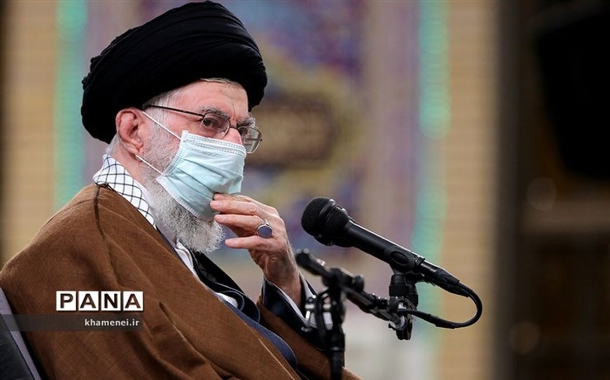 جمعی از دانشجویان با رهبر انقلاب دیدار می‌کنند