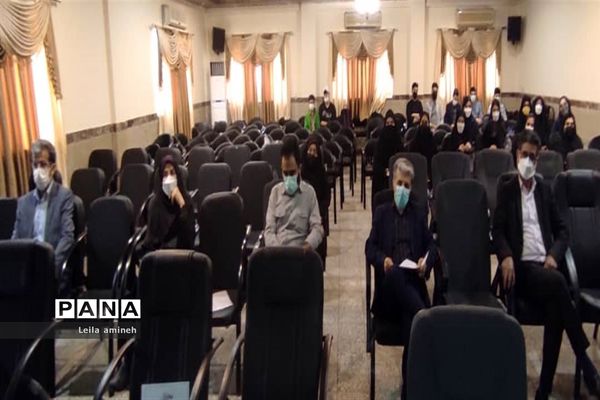 دومین مرحله از مناظره‌های دانش‌آموزی در مازندران