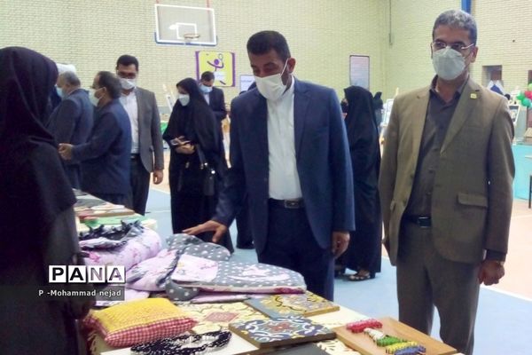 راه‌اندازی نمایشگاه هفته معرفی مشاغل در بوشهر