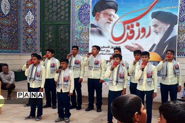 حضور گسترده دانش‌آموزان ابرکوه در راهپیمایی روز قدس