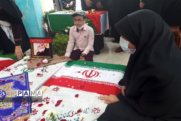 حضور گسترده دانش‌آموزان ابرکوه در راهپیمایی روز قدس